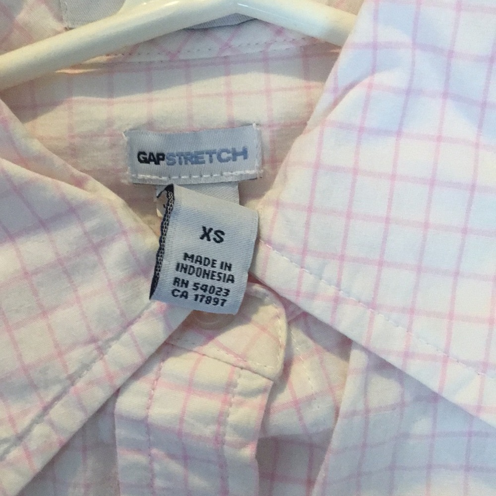 Button up - Picture 3 of 5